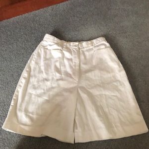 Vintage white cotton shorts - perfect for summer